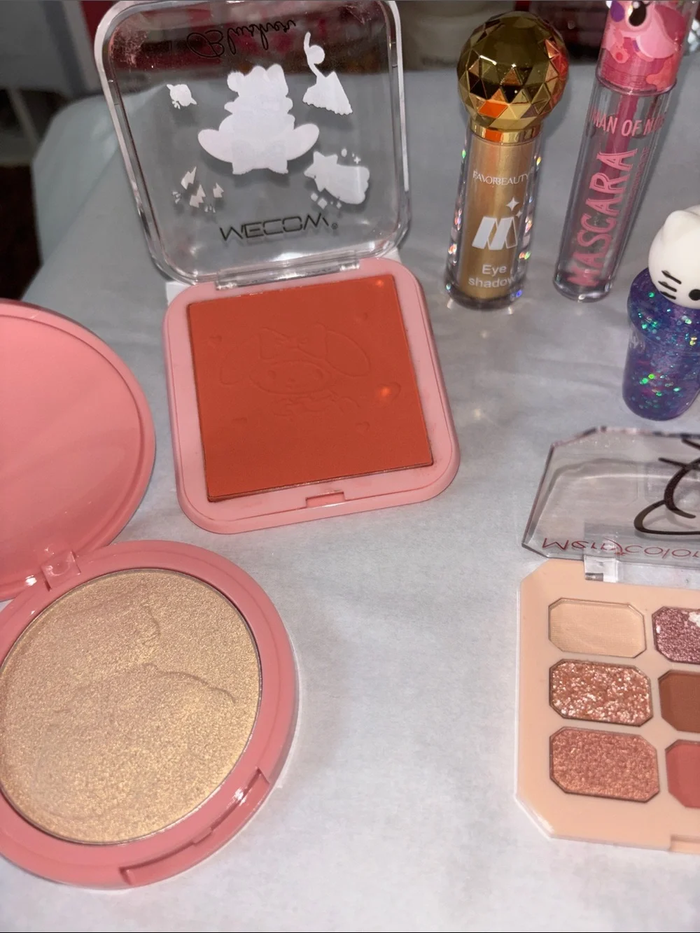 Sanrio Pink Hello Kitty Lip Gloss & Makeup Set